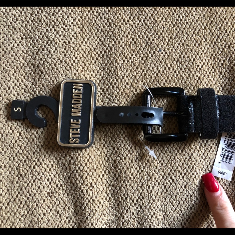 SOLD***Black Steve Madden Belt - Picture 1 of 6